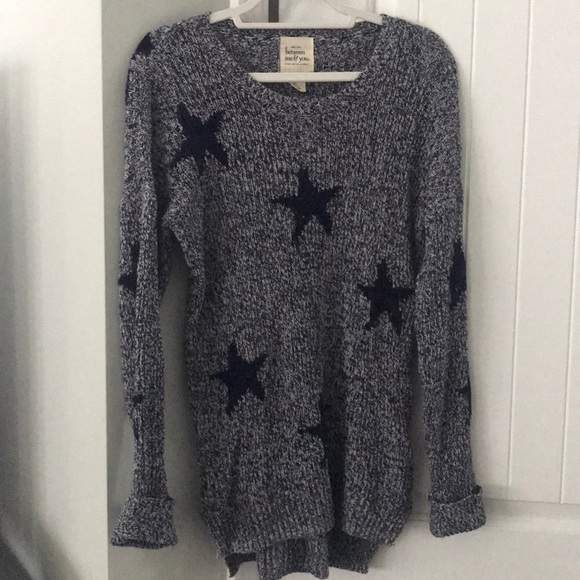 Navy and white star sweater - Picture 1 of 3